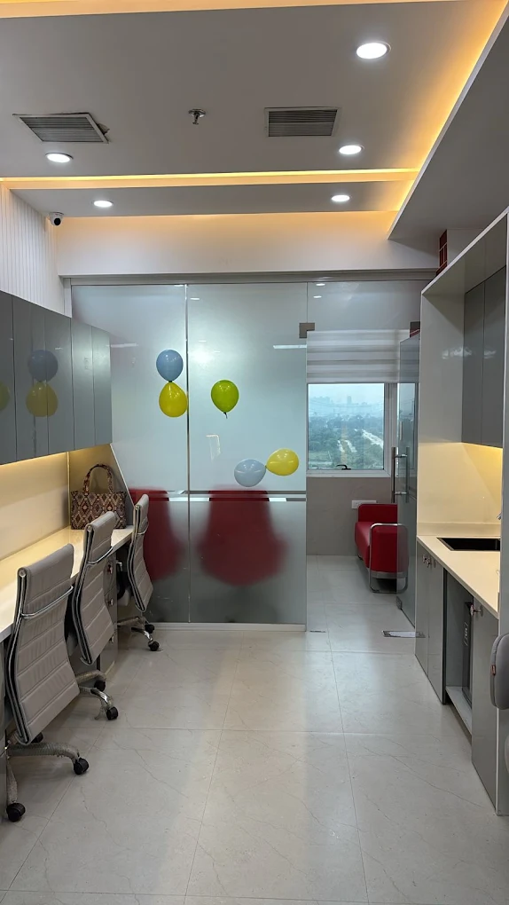 Workstations at UrbanZone Space, Sector 102